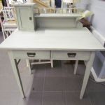 665 1083 WRITING DESK